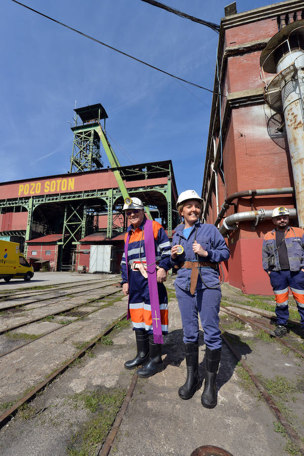 El padre Ángel visita el pozo Sotón