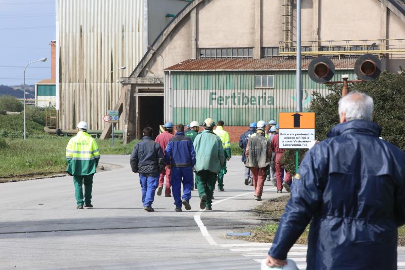 Concentración por Hugo Suárez en Fertiberia