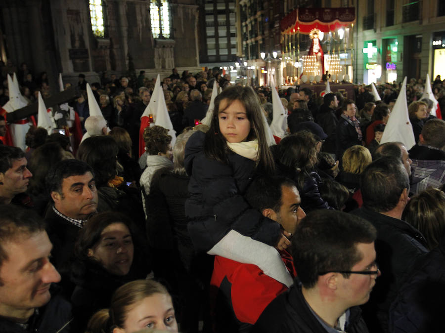 Un ovetense, indultado en la procesión del Jueves Santo