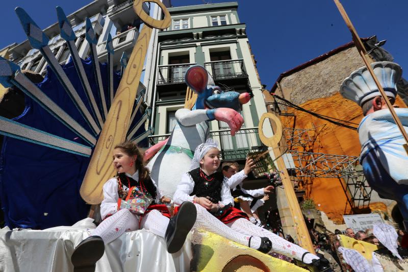 Avilés inicia las fiestas de El Bollo