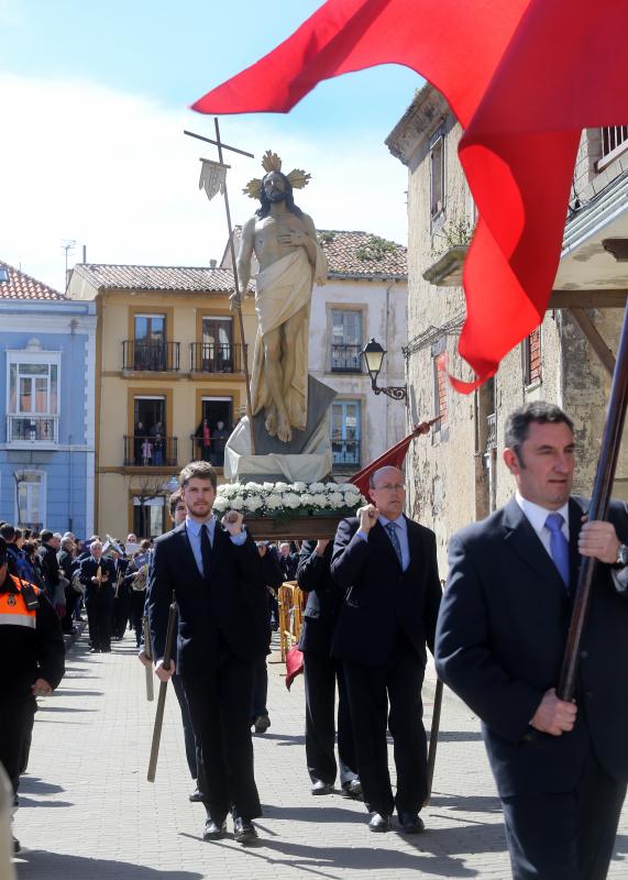 Resurrección junto al mar de Luanco