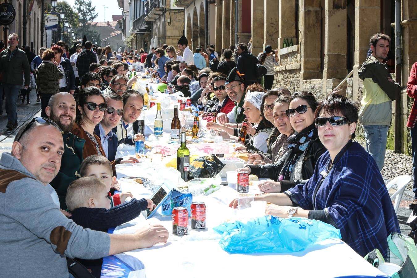 ¿Estuviste en la Comida en la calle de Avilés? ¡Búscate! - 2