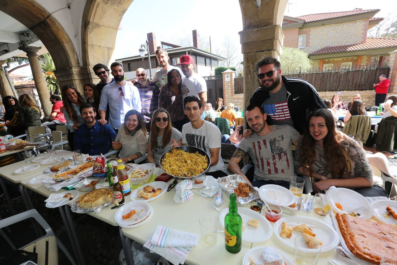 ¿Estuviste en la Comida en la calle de Avilés? ¡Búscate! - 2