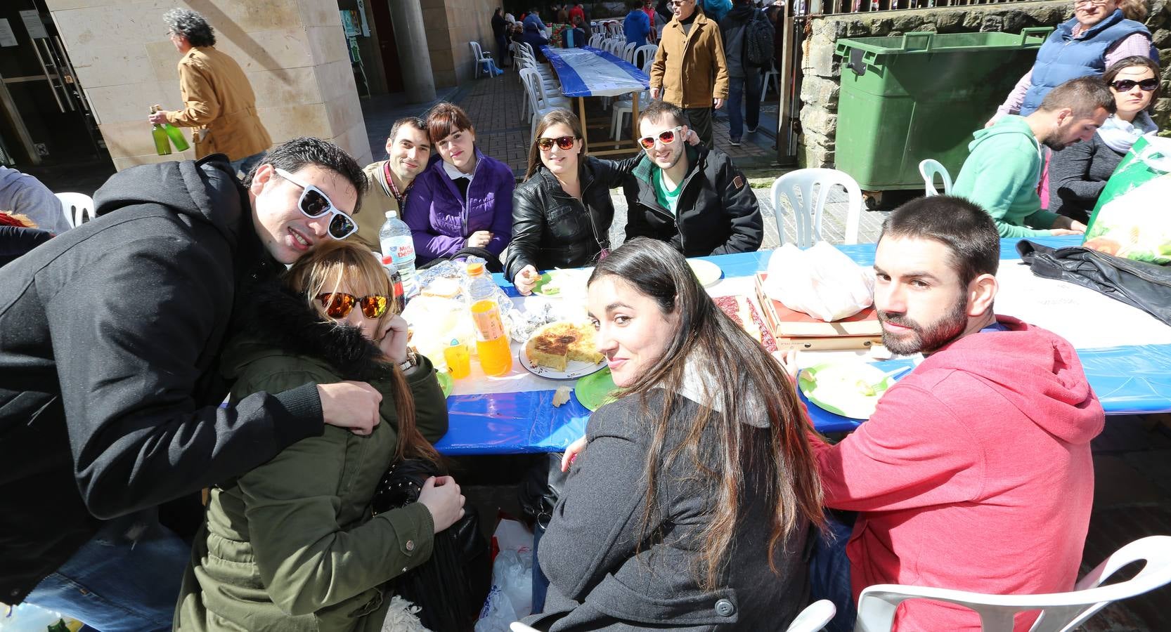 ¿Estuviste en la Comida en la calle de Avilés? ¡Búscate!