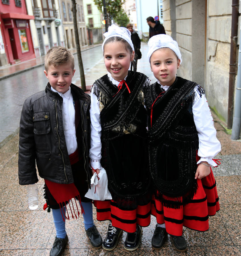 La Pola celebra los Güevos Pintos (3)