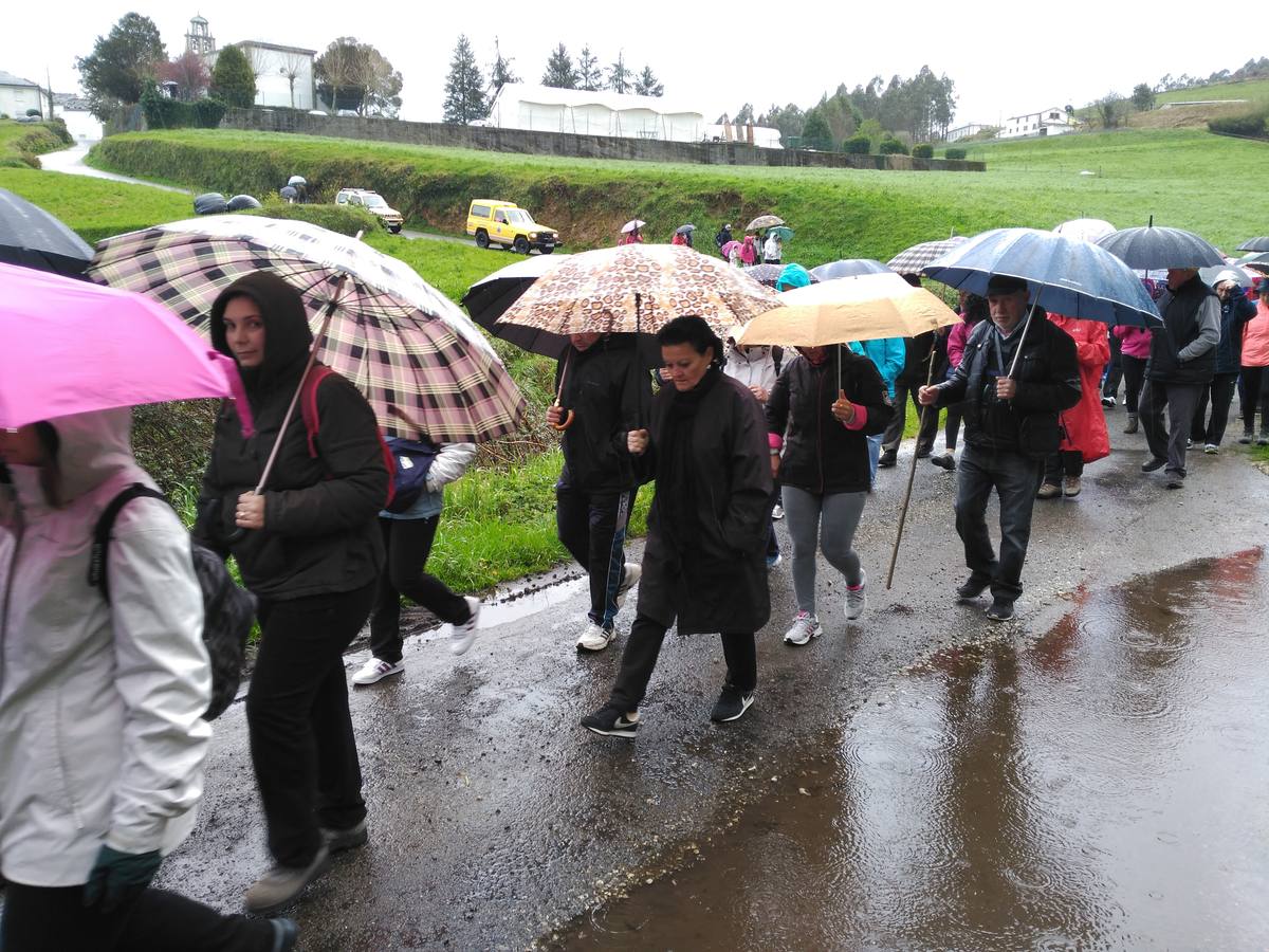 El Franco camina en apoyo a los afectados por los incendios