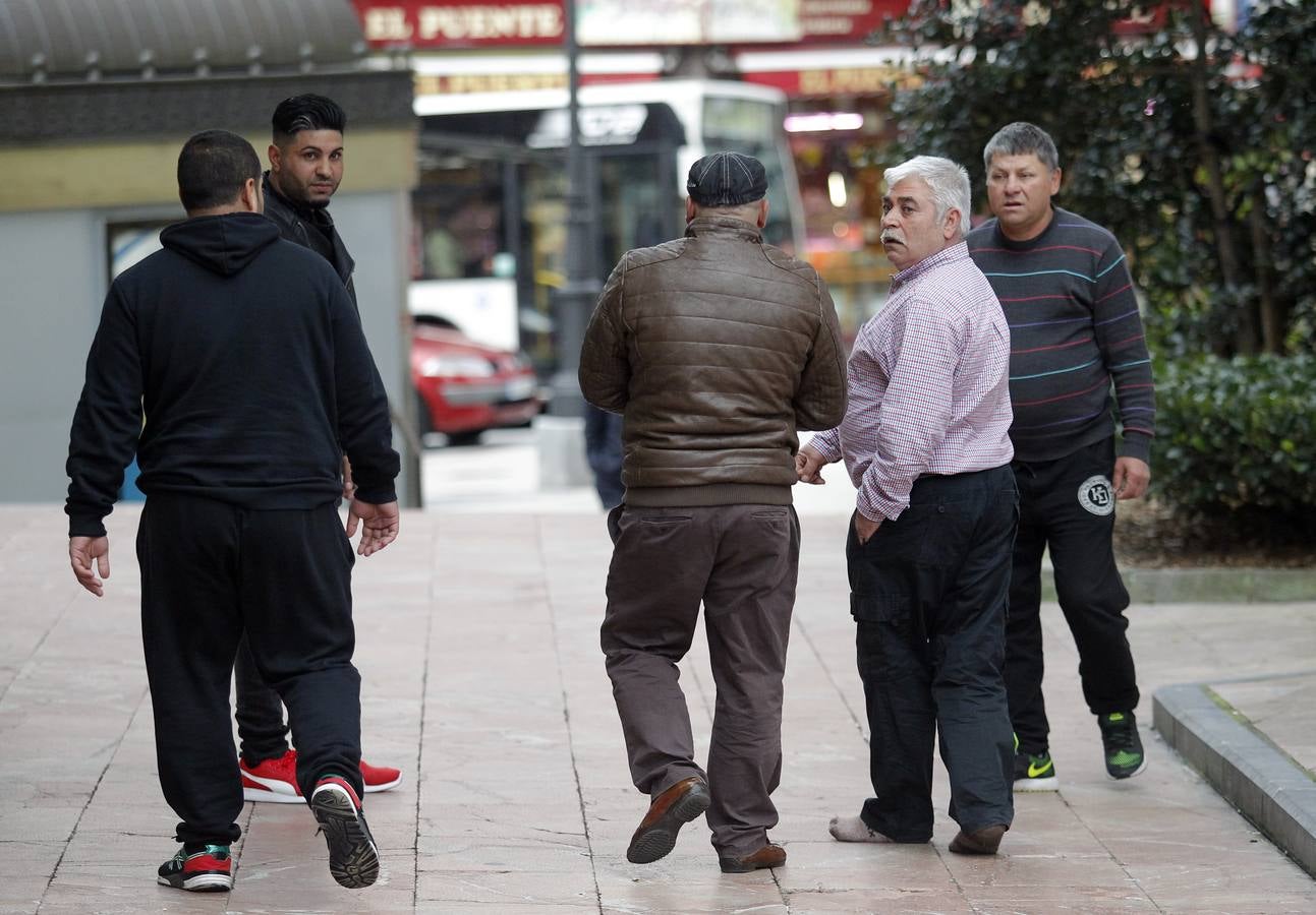 Multitudinaria pelea con seis heridos en Oviedo