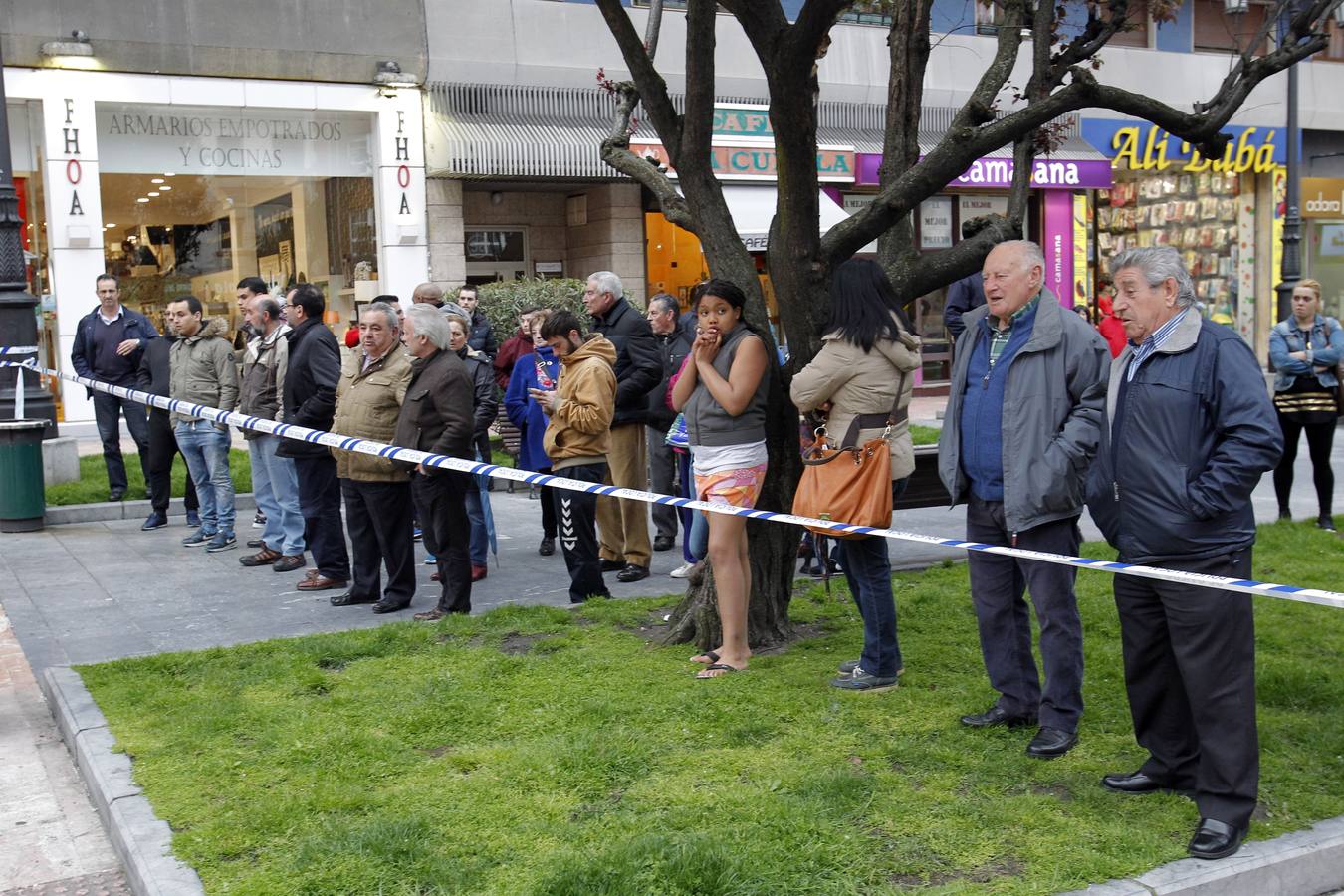 Multitudinaria pelea con seis heridos en Oviedo