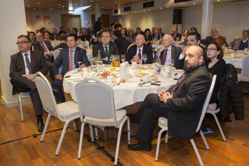 Fórum EL COMERCIO &#039;El tamaño empresarial como factor competitivo: situación en Asturias&#039;