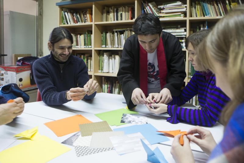 Flores de papel en el Botánico