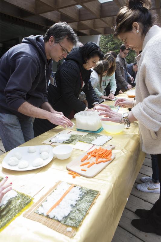 Flores de papel en el Botánico