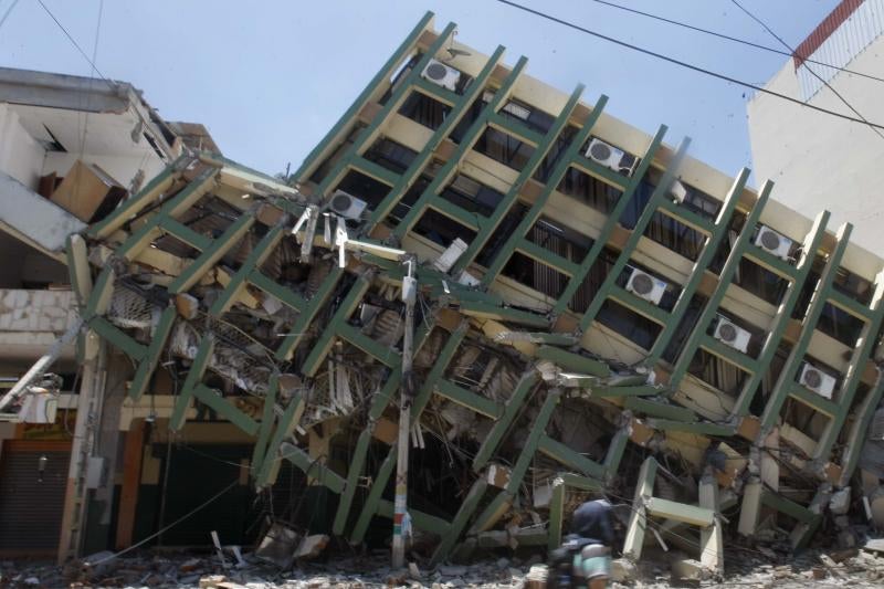 Desolación y destrucción en Ecuadro