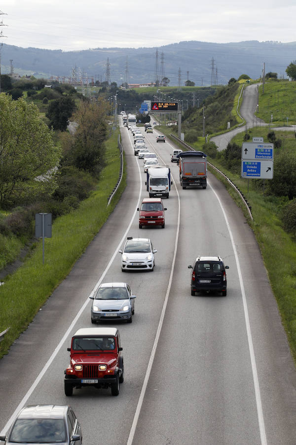 Las obras en la &#039;Y&#039; complican el tráfico en la AS-19