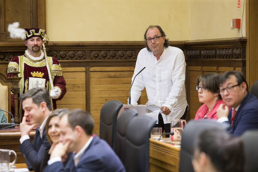 Pleno de Honores y Distinciones del Ayuntamiento de Gijón