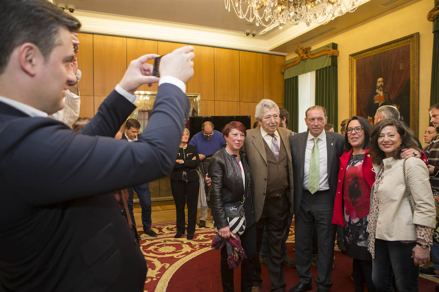 Pleno de Honores y Distinciones del Ayuntamiento de Gijón