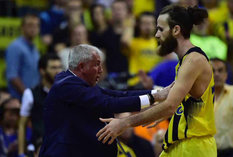 Las mejores imágenes del Fenerbahçe - Baskonia