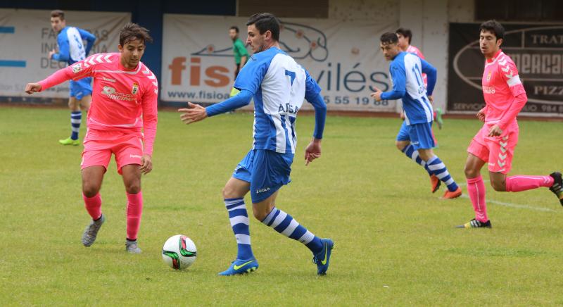 El Avilés golea al Oviedo B y espera rival para la fase de ascenso