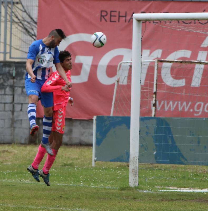 El Avilés golea al Oviedo B y espera rival para la fase de ascenso