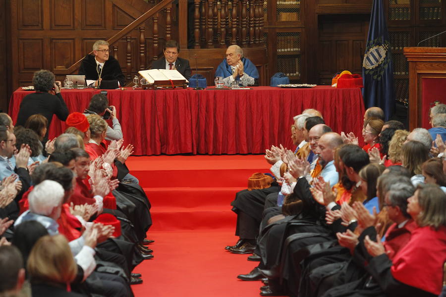 Un rector cercano que apela al diálogo y a la transparencia