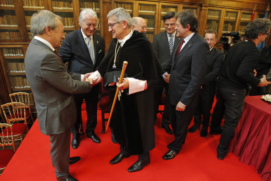 Un rector cercano que apela al diálogo y a la transparencia