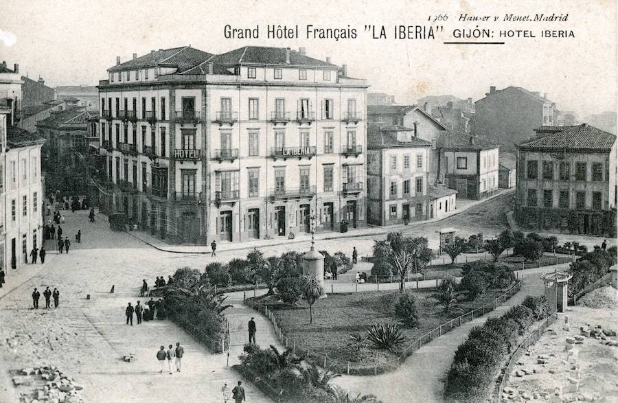 Gijón. Gran Hôtel Français “La Iberia”. Tarjeta Postal. Hacia 1910.