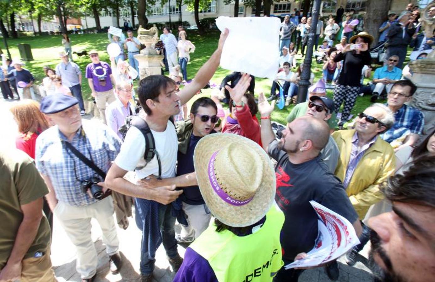 Monedero: «Es posible una política diferente y nos gustaría que el PSOE nos ayudara»