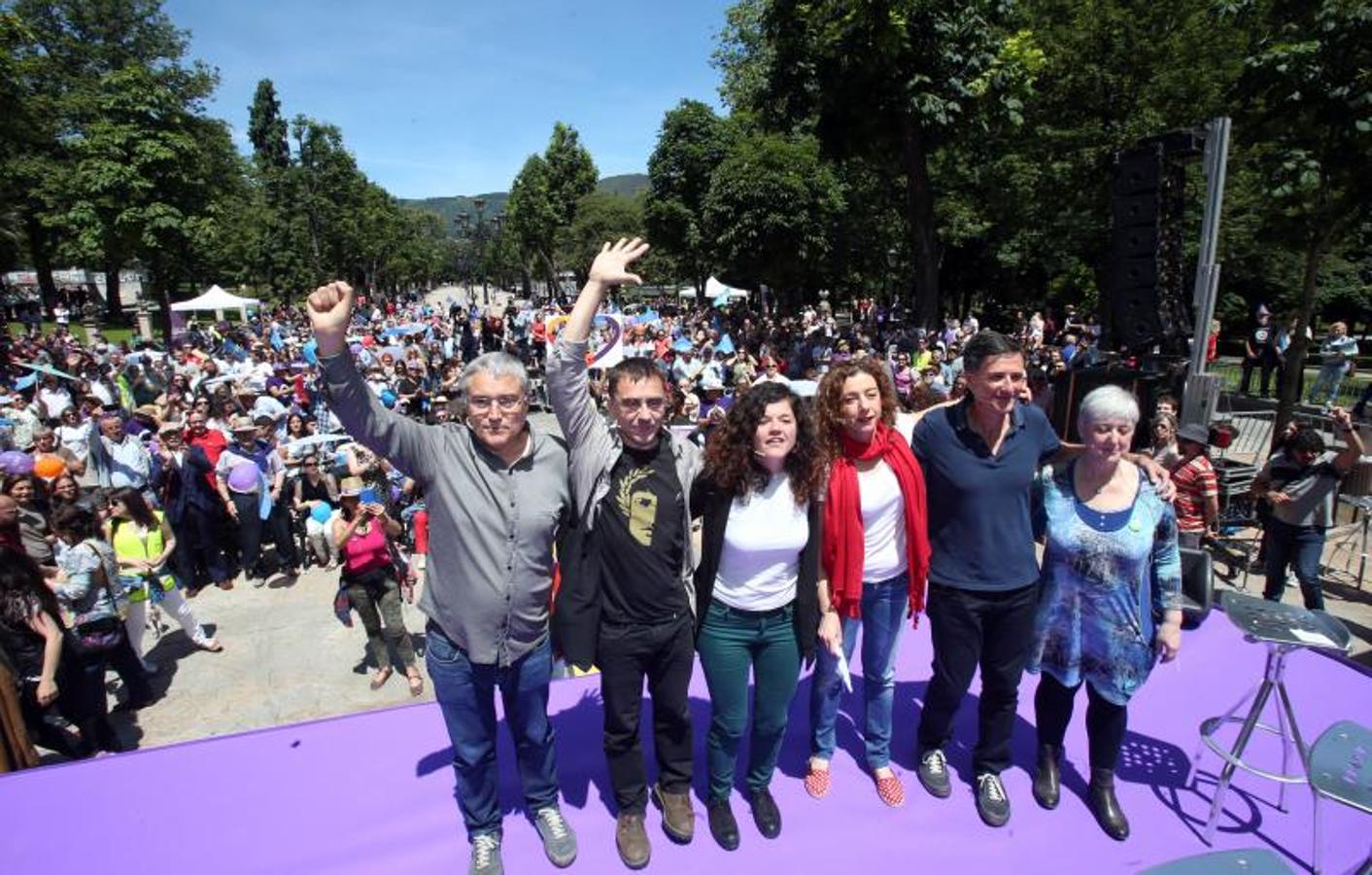 Monedero: «Es posible una política diferente y nos gustaría que el PSOE nos ayudara»