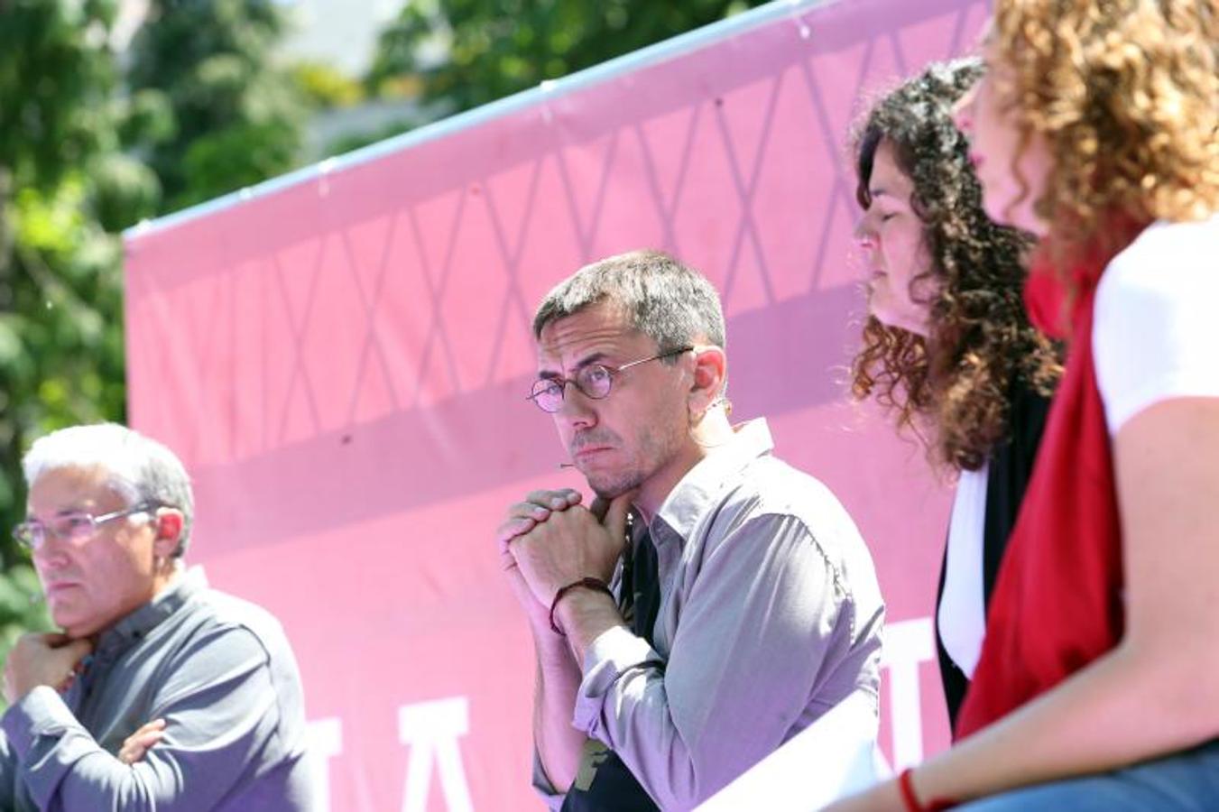 Monedero: «Es posible una política diferente y nos gustaría que el PSOE nos ayudara»