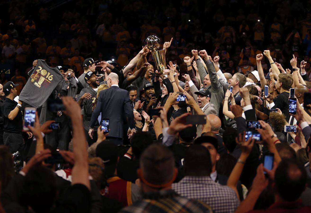 La victoria de los Cavaliers desata la locura en Cleveland