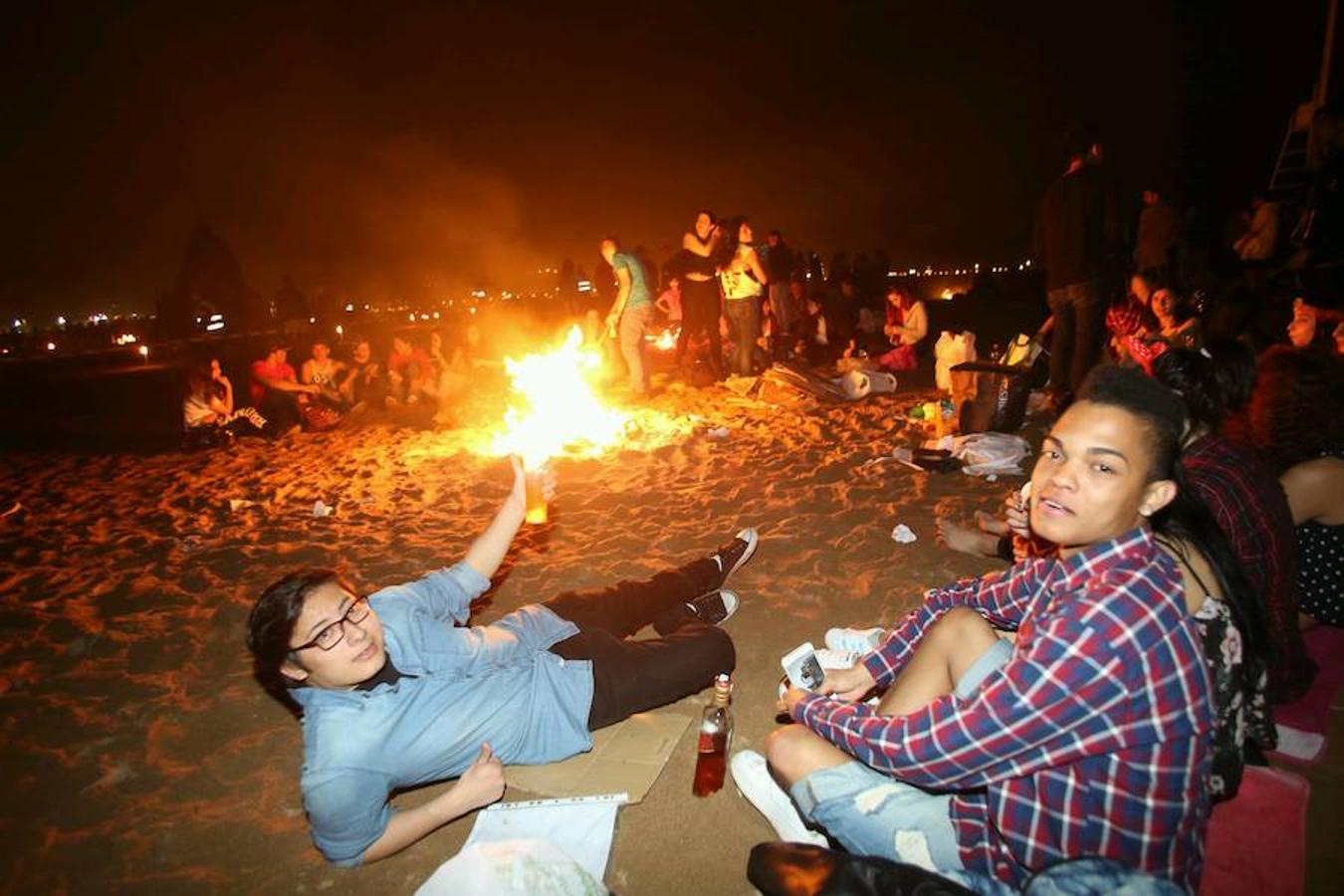 Gijón recibe con fuego al verano