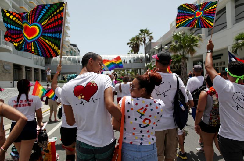 Las marchas del Orgullo colorean las calles