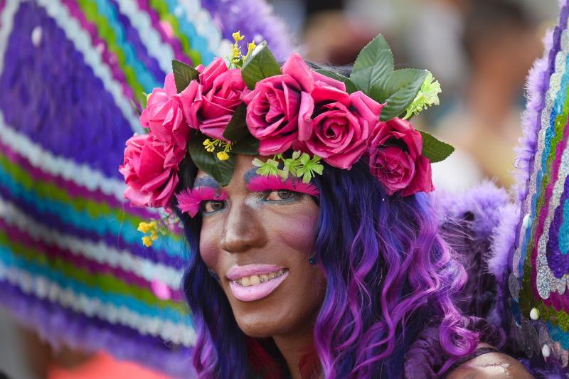 Las marchas del Orgullo colorean las calles