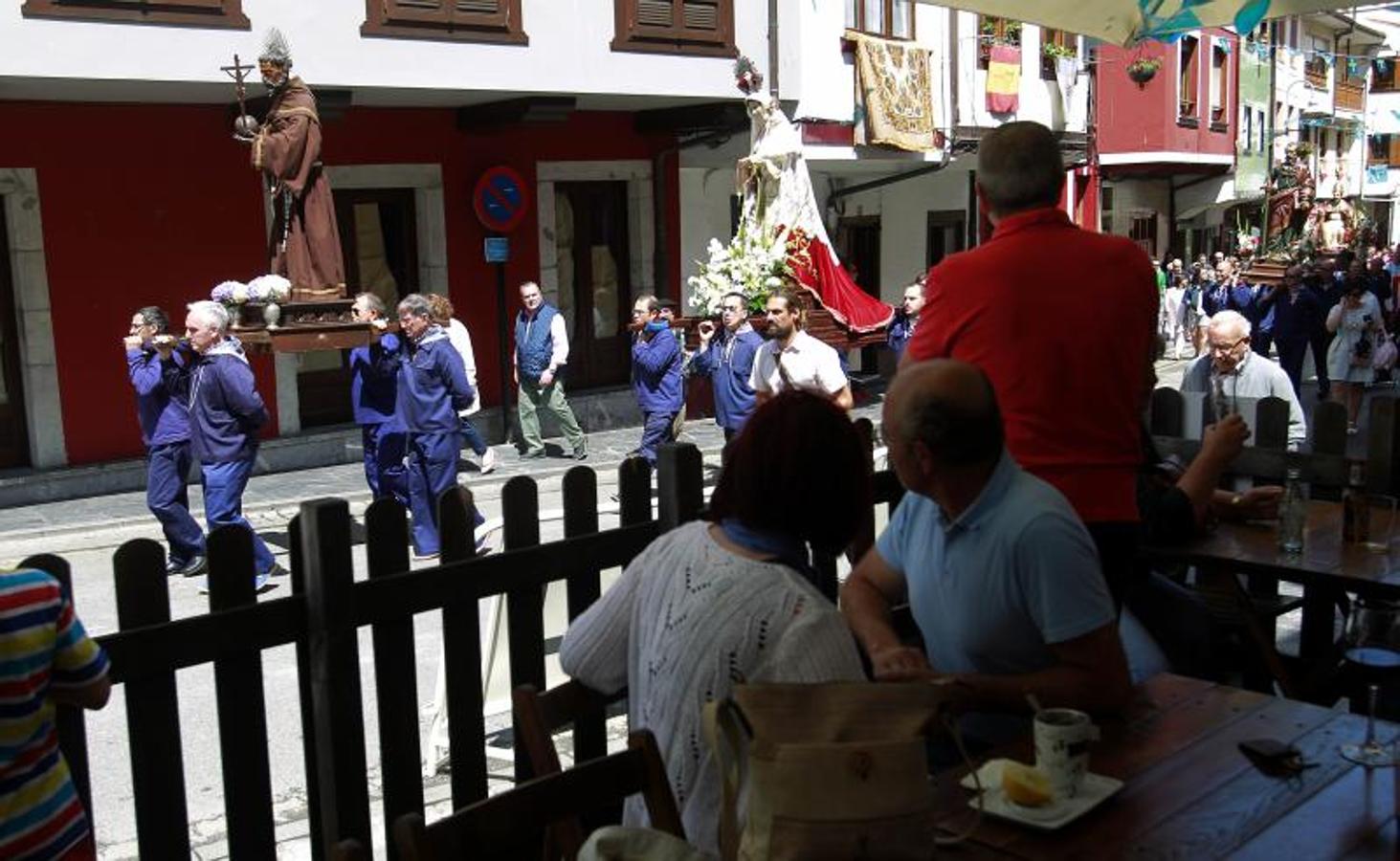 L&#039; Amuravela no deja títere con cabeza