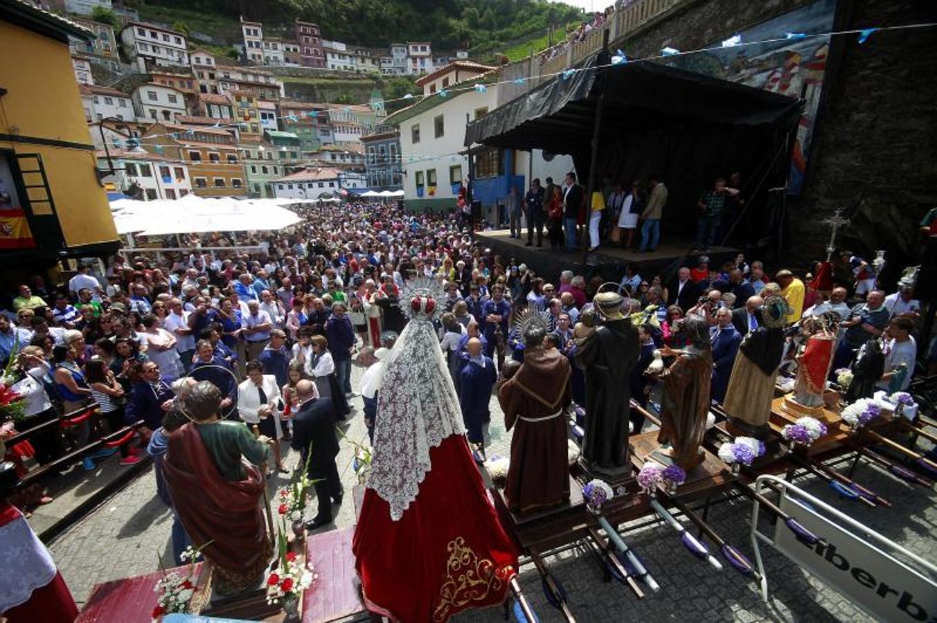 L&#039; Amuravela no deja títere con cabeza