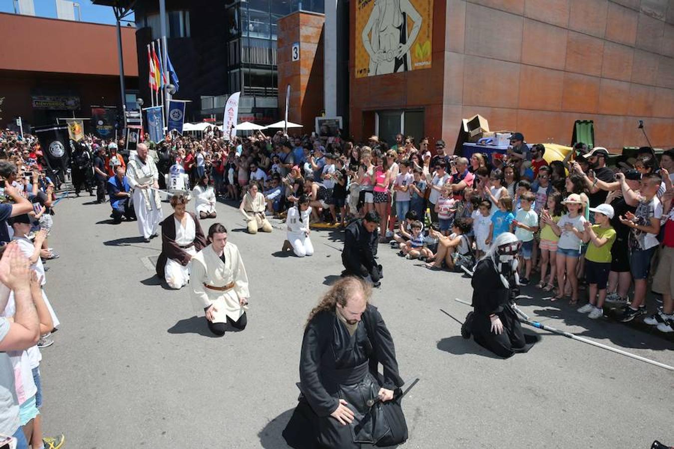 Metrópoli cierra sus puertas con un desfile de Star Wars
