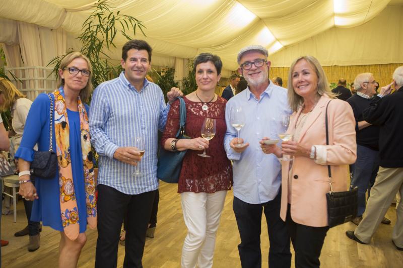 Cóctel multitudinario en la fiesta de la gastronomía