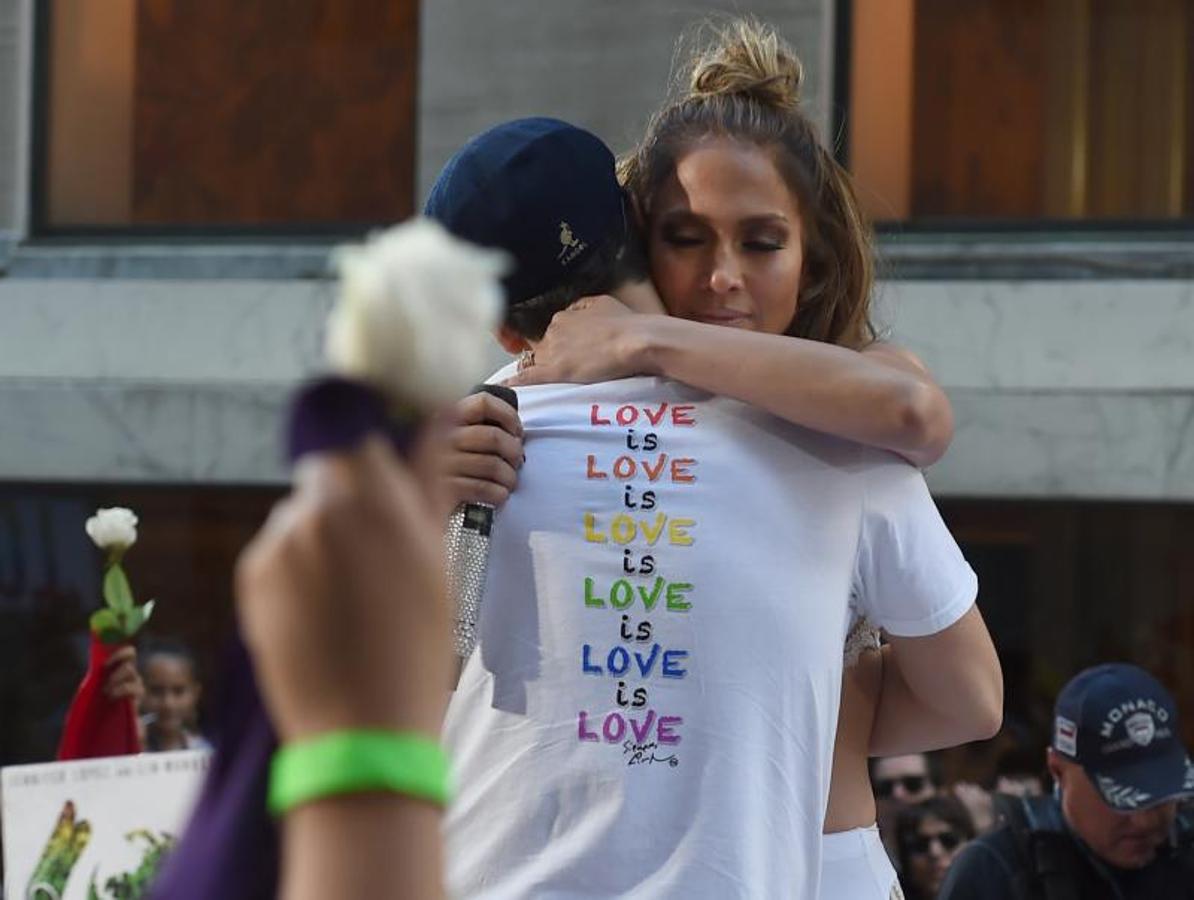 Jennifer Lopez saca su lado solidario en Nueva York