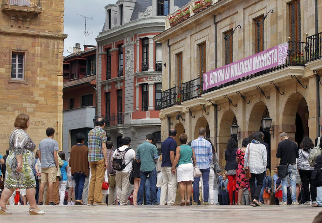 Concentración en Oviedo contra la violencia de género