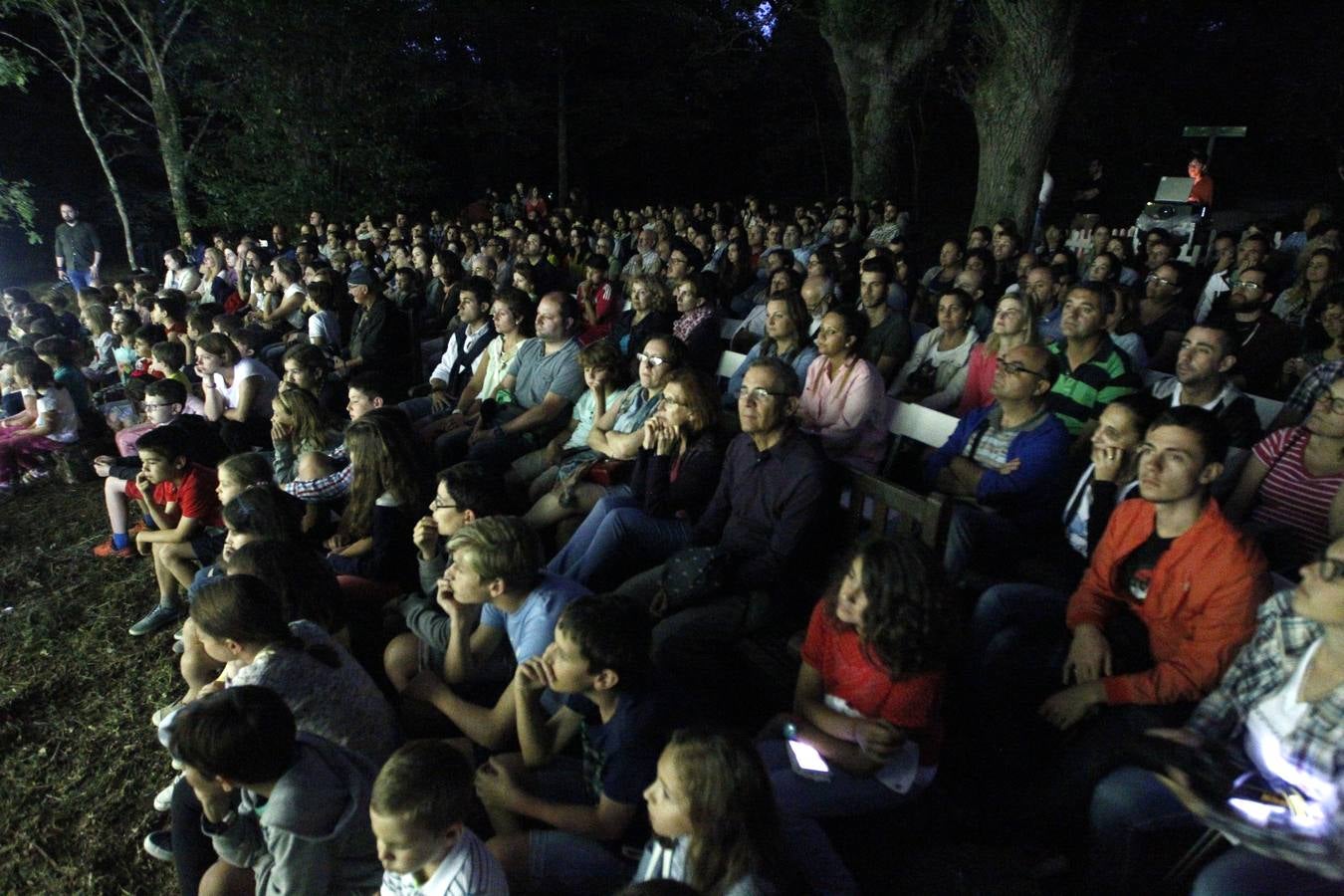Nocturnia conquista las noches del Jardín Botánico de Gijón