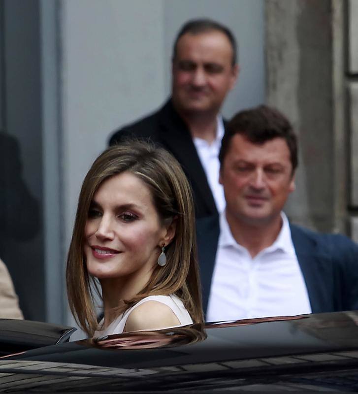 Oviedo recibe a la reina Letizia