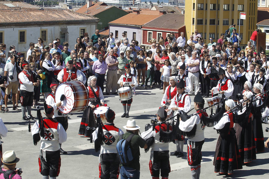 Jira y Danza Prima en el cerro de Santa Catalina