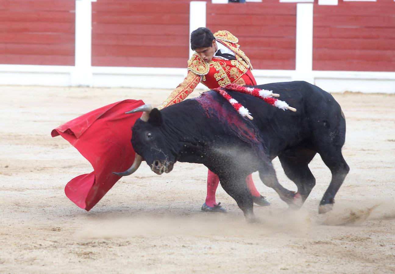 Novillada de apertura de la Feria Taurina de Begoña