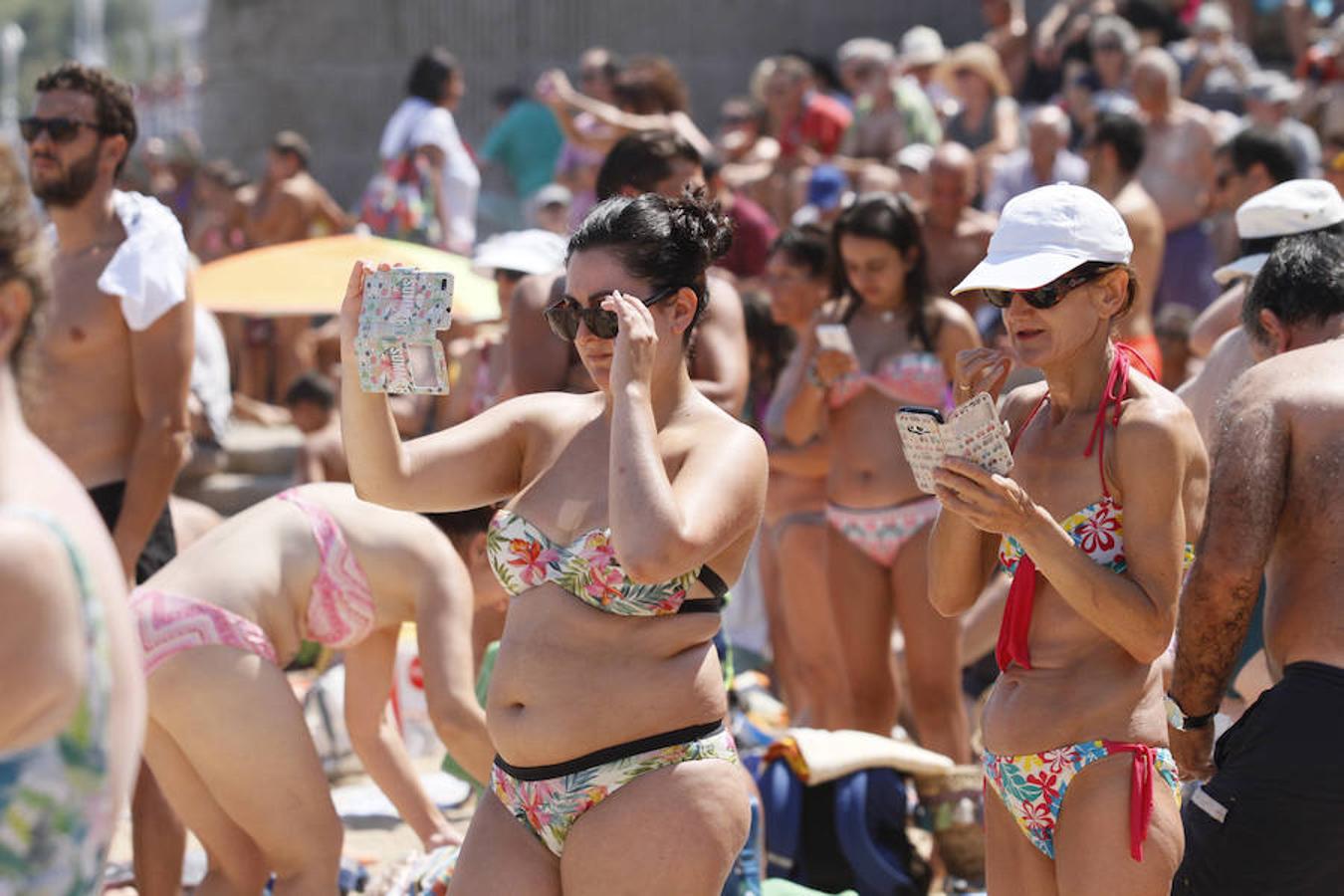 Una emocionante Danza Prima y el Restallón dicen adiós a la &#039;Semanona&#039;