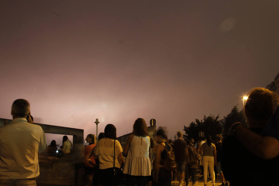 La noche de los Fuegos, en imágenes