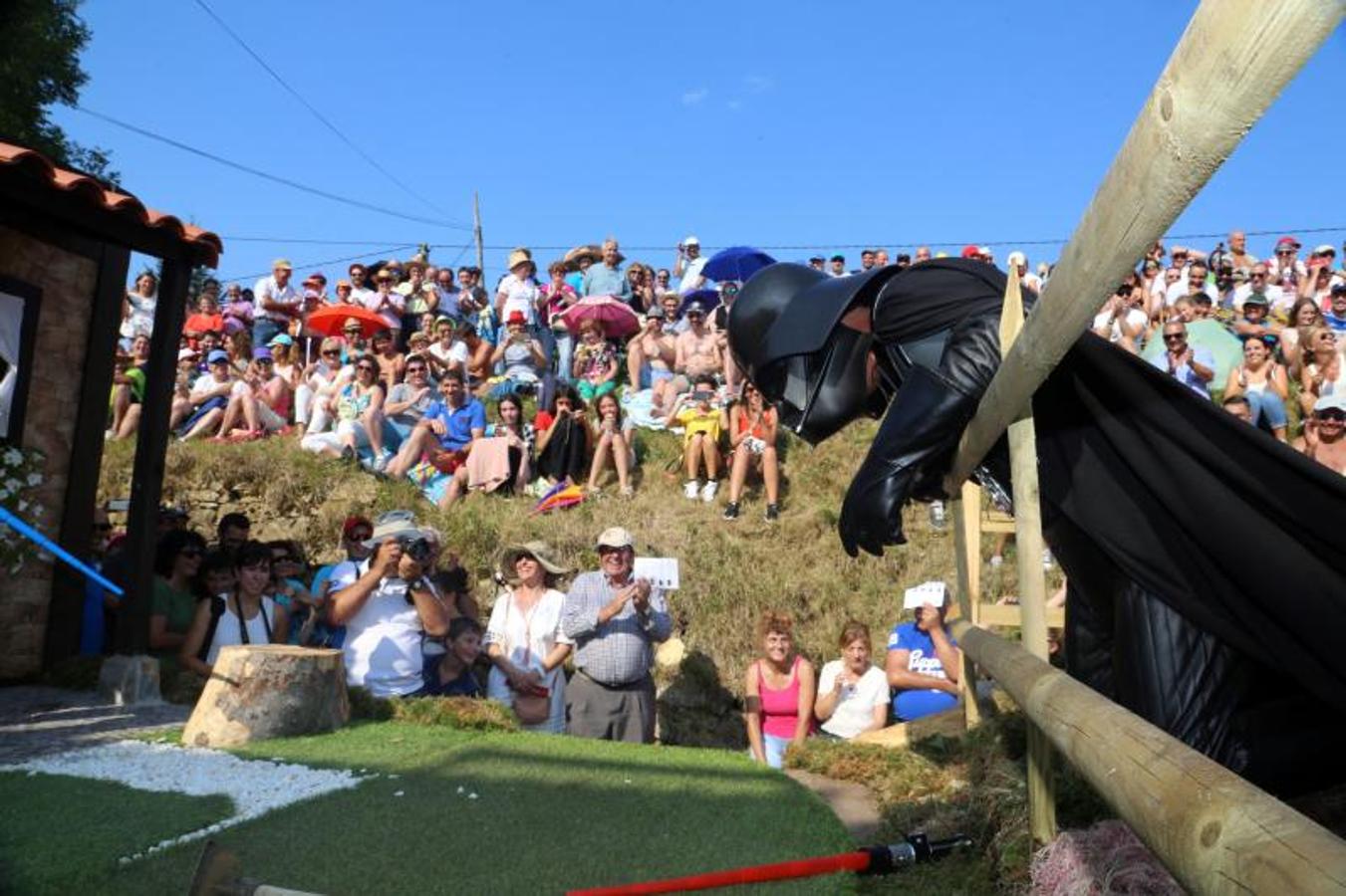 Valdesoto sale a la calle en carroza