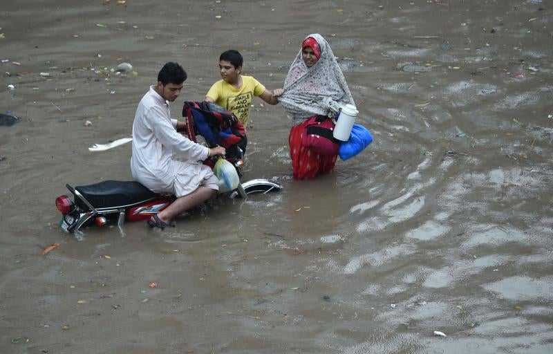 Lluvias torrenciales anegan parte de Pakistán