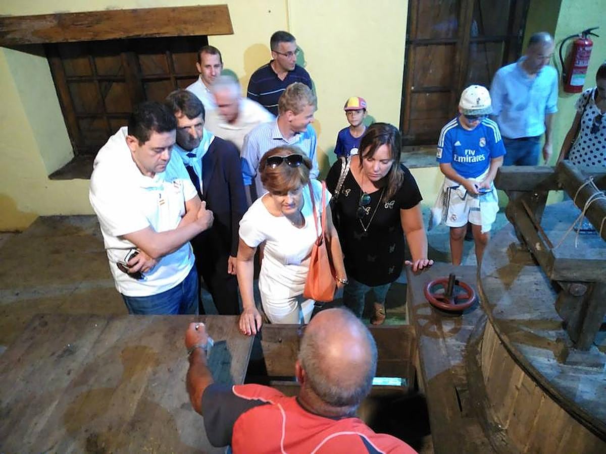 Los periodistas Tomás Roncero y Paco García Caridad, galardonados en Vegadeo