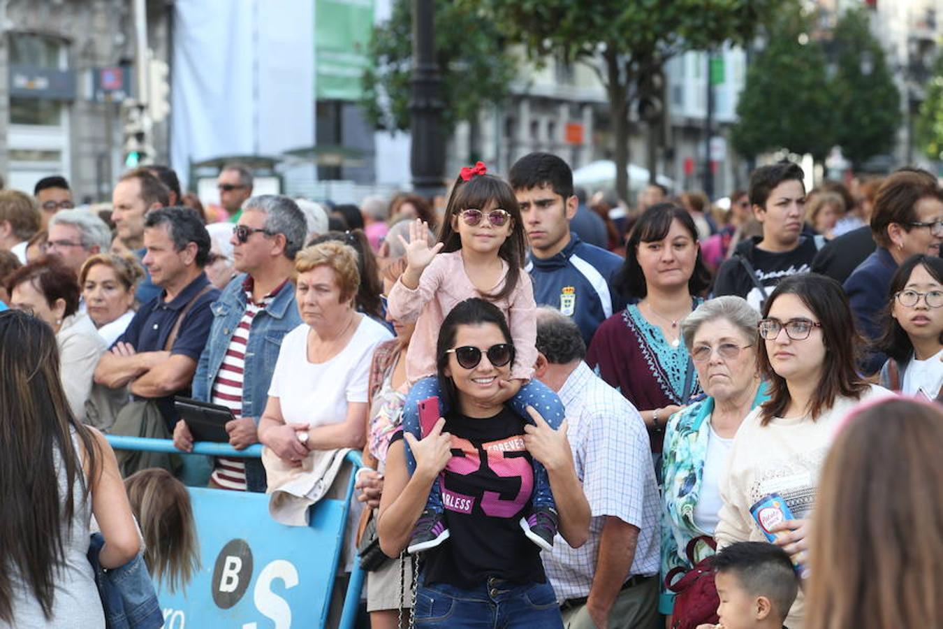 ¿Estuviste en el desfile del Día de América en Asturias? ¡Búscate!