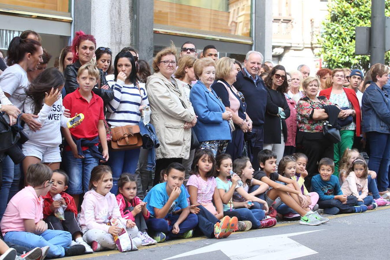 ¿Estuviste en el desfile del Día de América en Asturias? ¡Búscate!