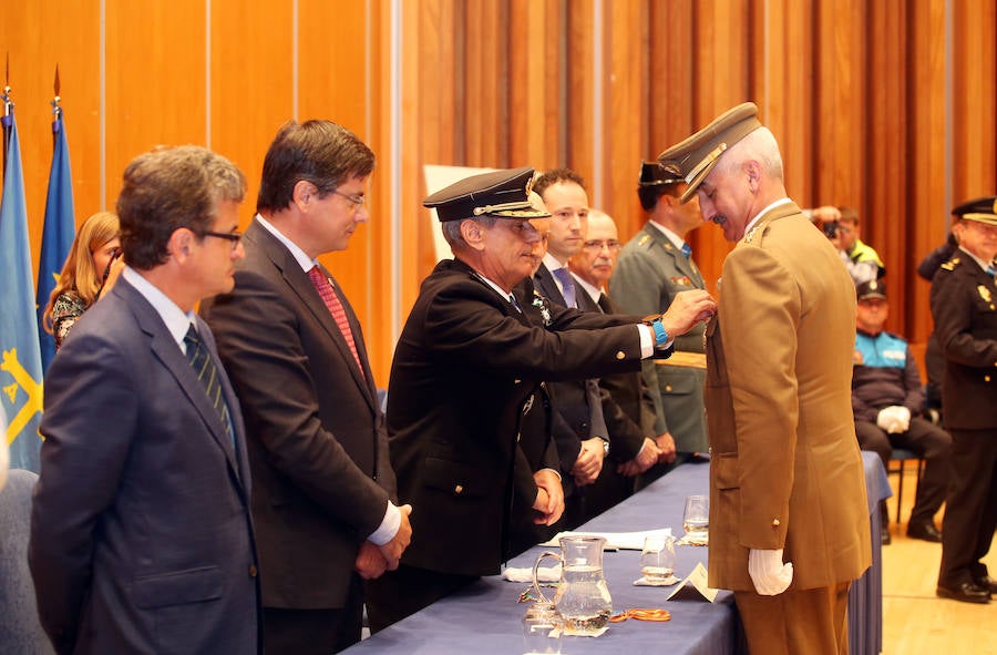La Policía celebra en Oviedo los Santos Custodios